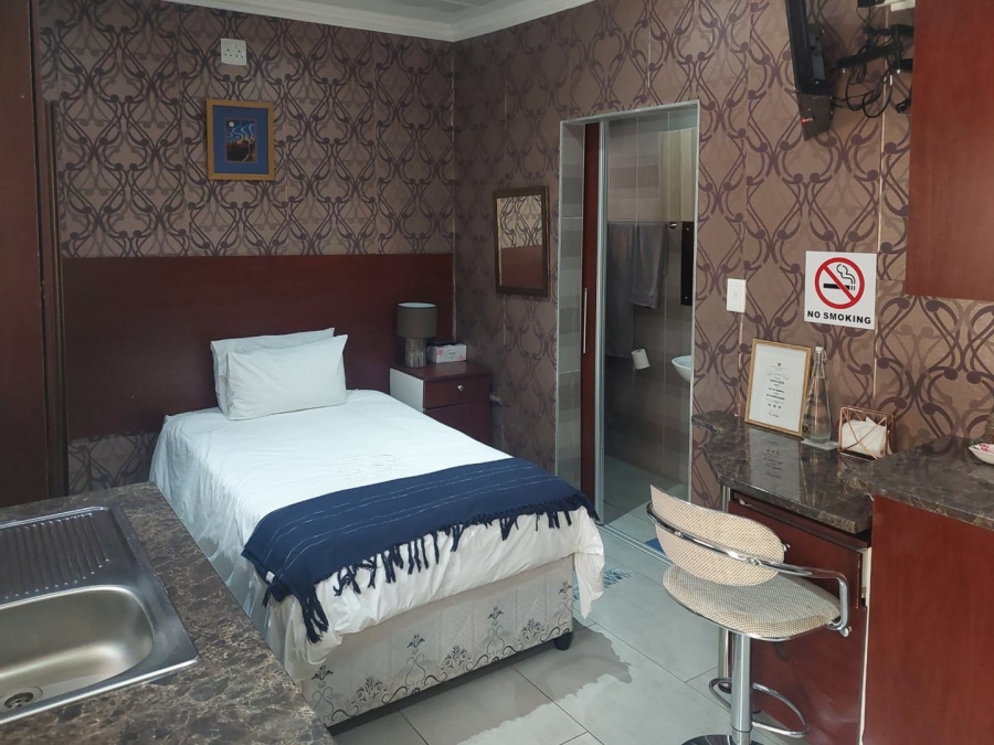 To Let 1 Bedroom Property for Rent in Pienaarsdorp North West